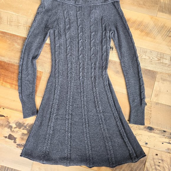 Athleta Gray Cowl Neck Sweater Dress size Medium - Picture 3 of 9